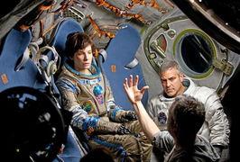 地心引力电影,宇宙深处的生死较量