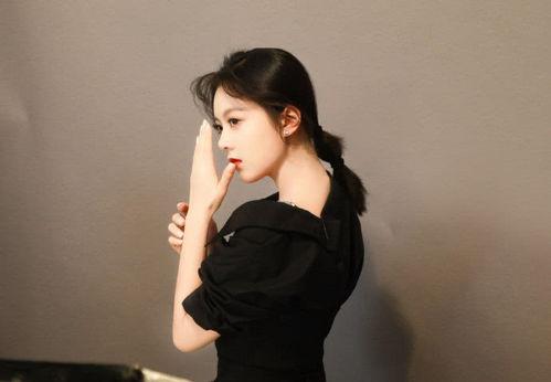 今日吃瓜赵今麦微博,揭秘娱乐圈幕后故事