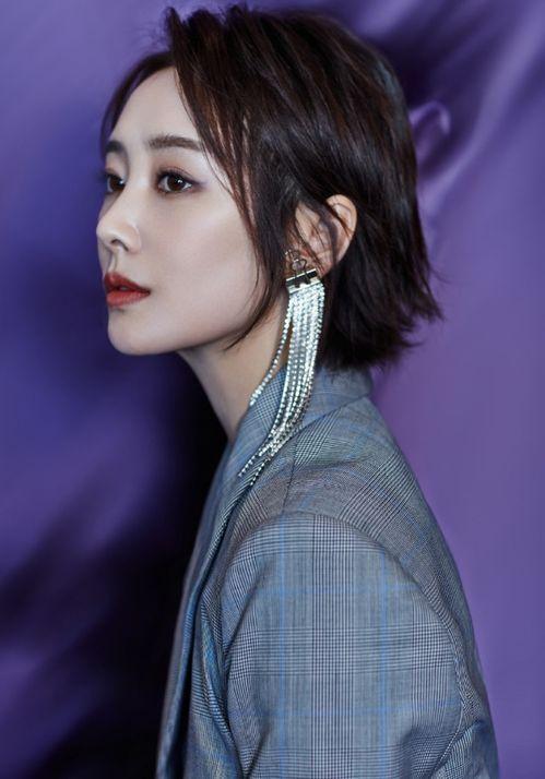 高科技明星网红,揭秘高科技明星的璀璨人生