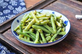 今日吃瓜老虎菜是什么菜,吃瓜老虎菜，究竟是什么美味佳肴？