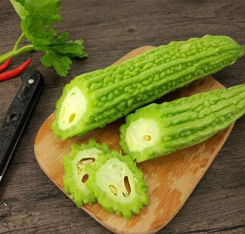 9988黑瓜吃料吃,吃料吃出独特风味，探寻美食新境界