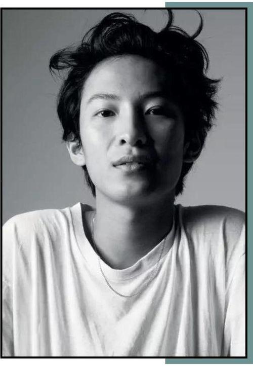 明星网红设计师,跨界合作下的时尚潮流新篇章