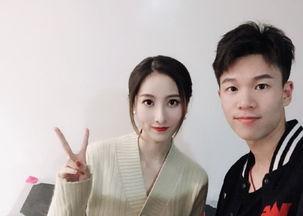 黑历史女子吃瓜事件视频,揭秘网络黑历史的惊人真相