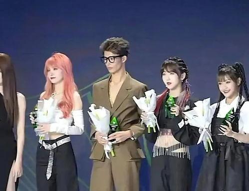 明星网红同框壁纸,时尚潮流瞬间捕捉