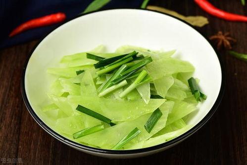 炝茭瓜丝的热门文案,夏日清新家常美味