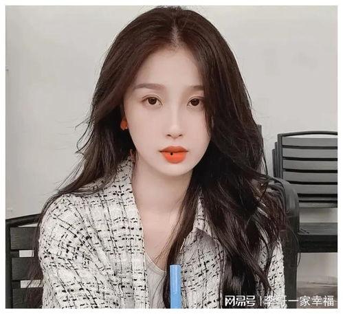 明星网红虞书欣,从选秀新星到流量女王，青春偶像的成长之路