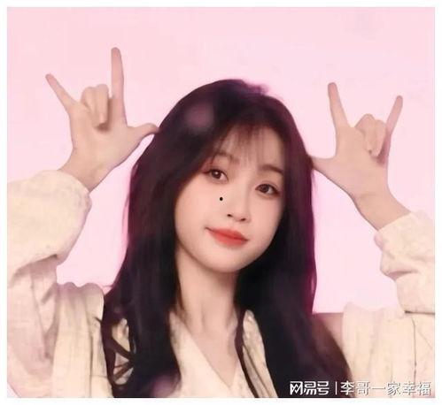 明星网红虞书欣,从选秀新星到流量女王，青春偶像的成长之路